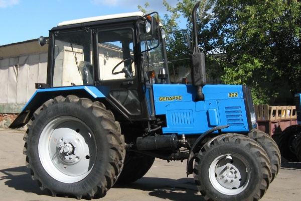 БЕЛАРУС 892