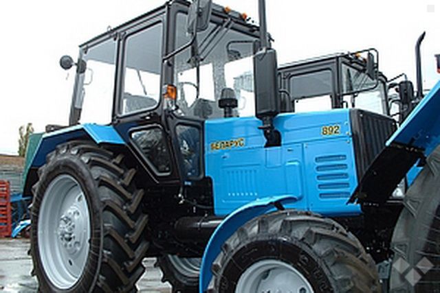БЕЛАРУС 892